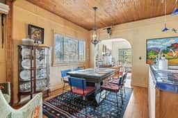 The Lovie House - Historic Retreat