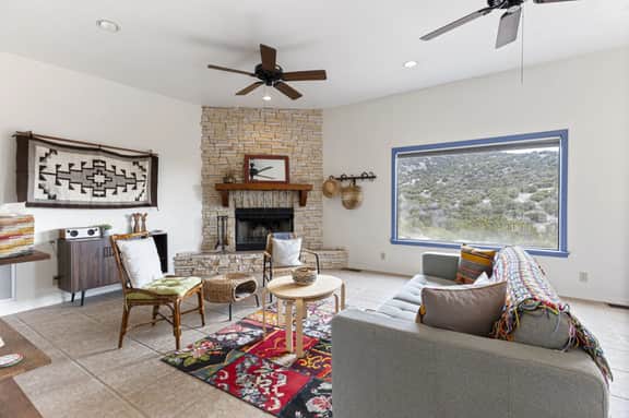 Casa del Norte - Secluded Home in Del Norte Mtns